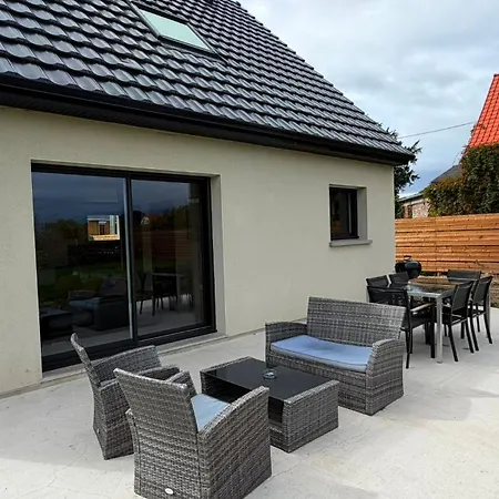 Le Qg Detente Baby-foot, Flechettes Et Terrasse Feriehus Racquinghem